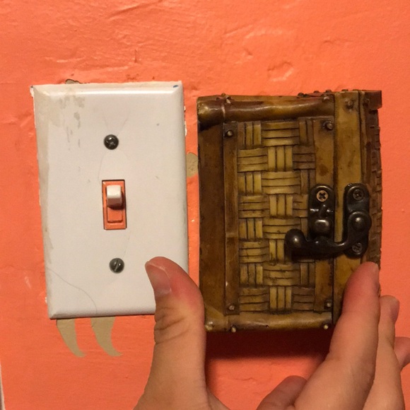 Decorative Trinket Box - Picture 2 of 4